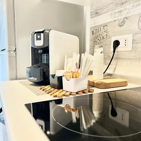 Un Letto Ideale Eur Konukevi 4*